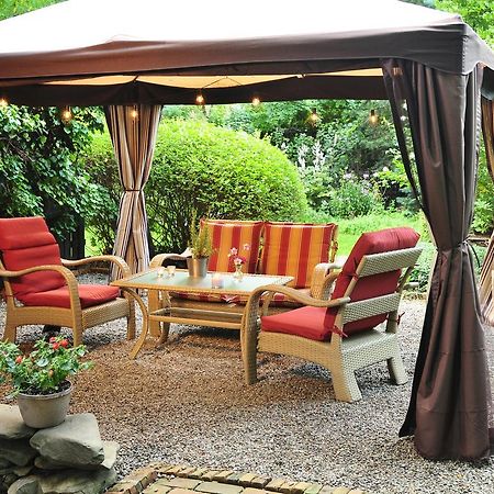 1795 Acorn Inn Bed And Breakfast Canandaigua Extérieur photo