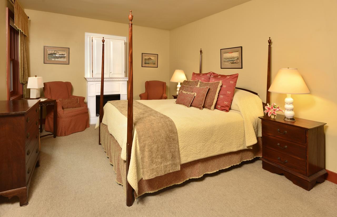 1795 Acorn Inn Bed And Breakfast Canandaigua Extérieur photo